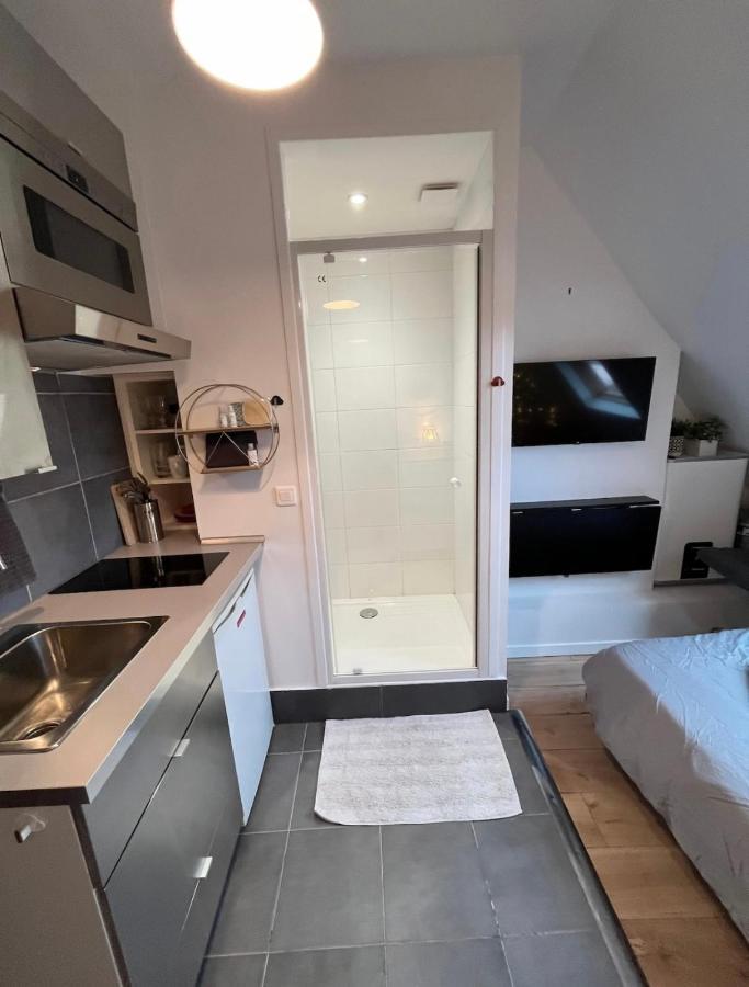 Cosy Studio Saint-Lazare Apartment ปารีส ภายนอก รูปภาพ