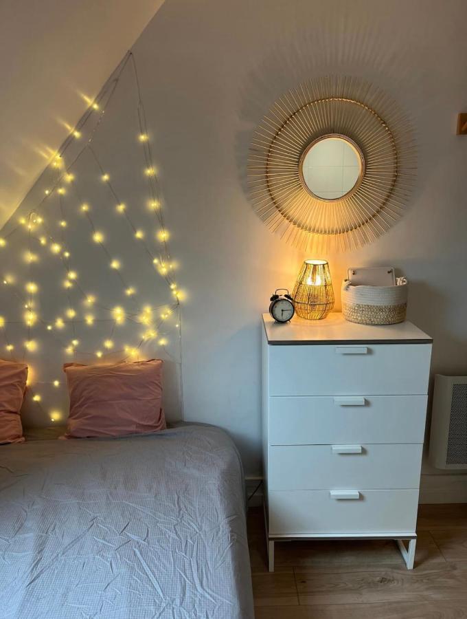 Cosy Studio Saint-Lazare Apartment ปารีส ภายนอก รูปภาพ